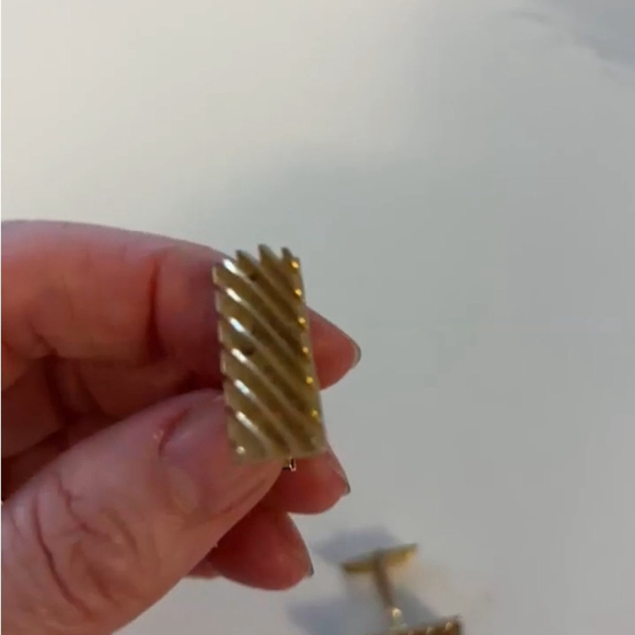Vintage SARAH COVENTRY gold tone cufflinks mid century modern rectangle shape - Picture 3 of 10